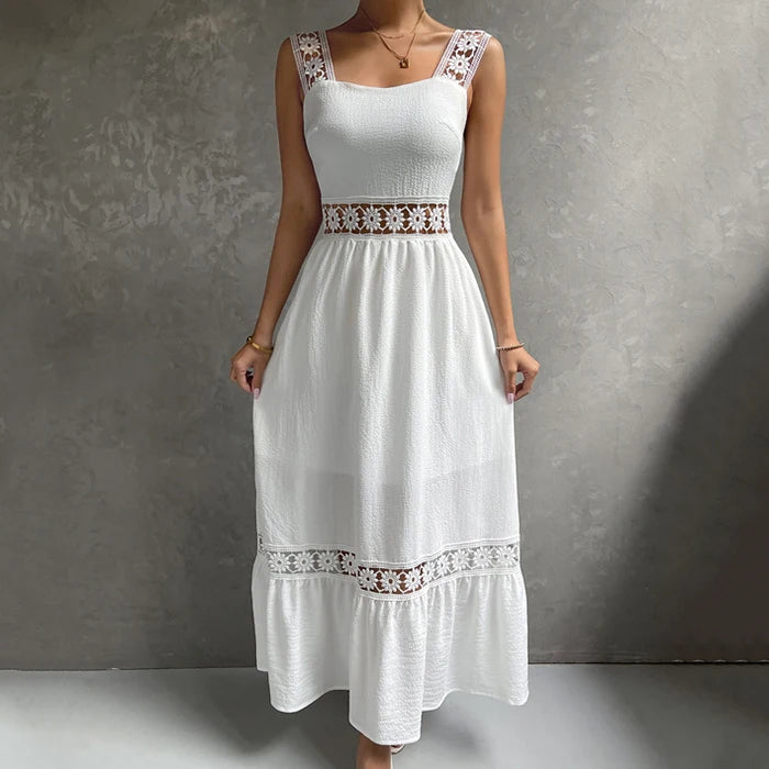 Robe Esprit Lumière – Dentelle Florale & Coupe Fluide