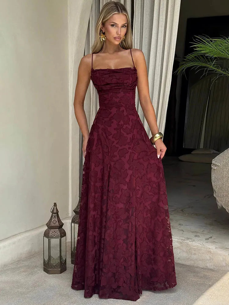 Robe Élégance Florale – Dentelle Longue en Cherry ou Ivoire