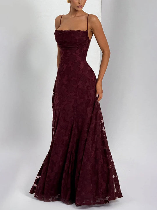 Robe Élégance Florale – Dentelle Longue en Cherry ou Ivoire