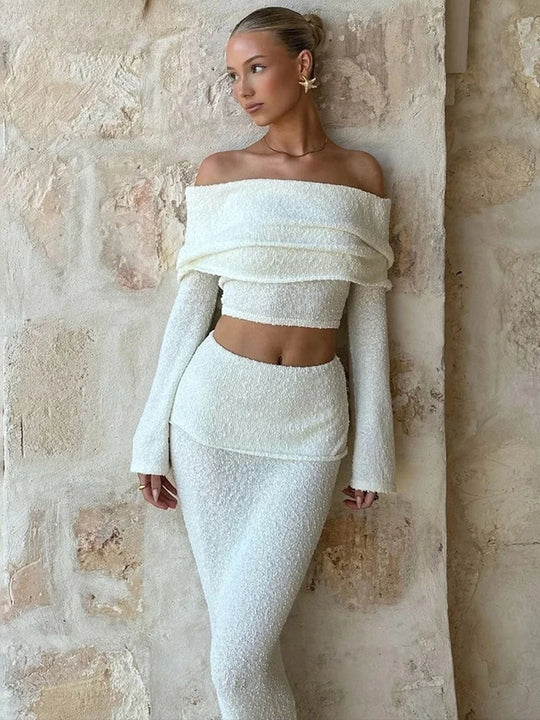 Nocturne Blanche – Ensemble Off-Shoulder Sensuel