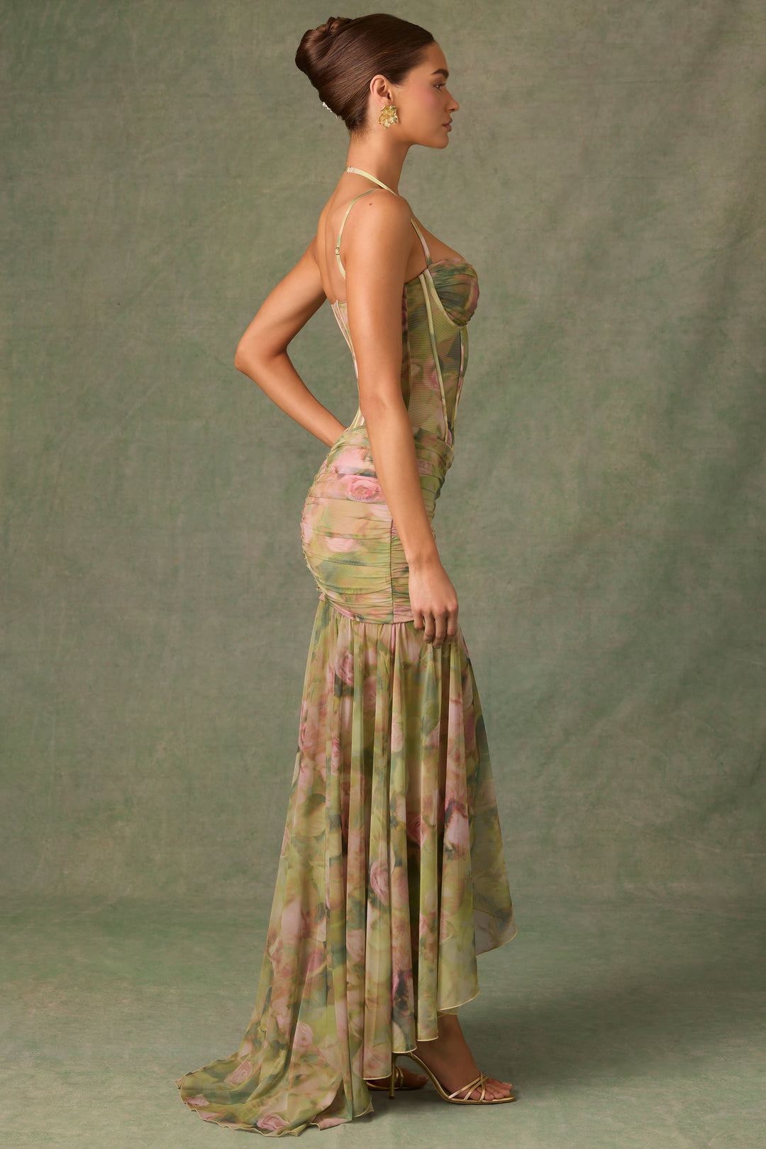 Robe Jardin d’Été – Corset Romantique Fleurs Pastel