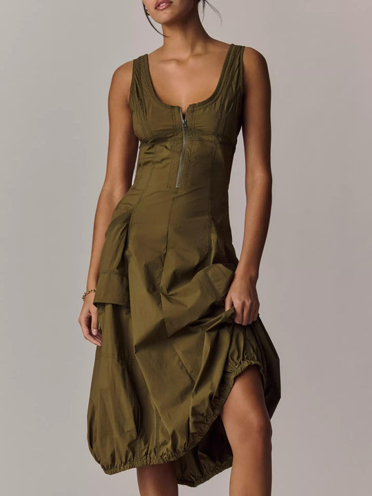 Robe Urban Élégance – Coupe Utilitaire Chic & Détail Zippé
