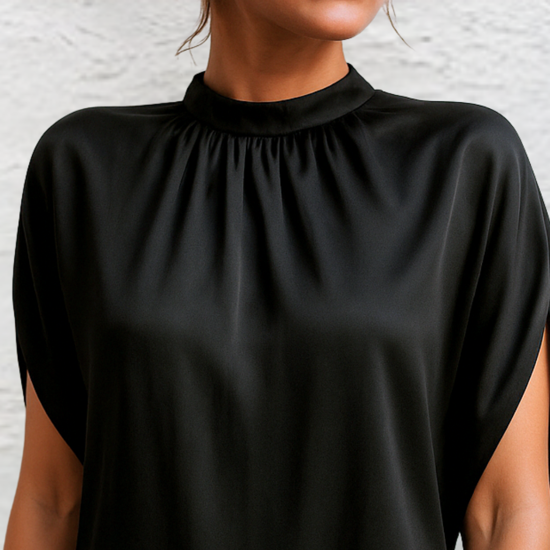 Robe Célène – Noir Élégant & Moderne