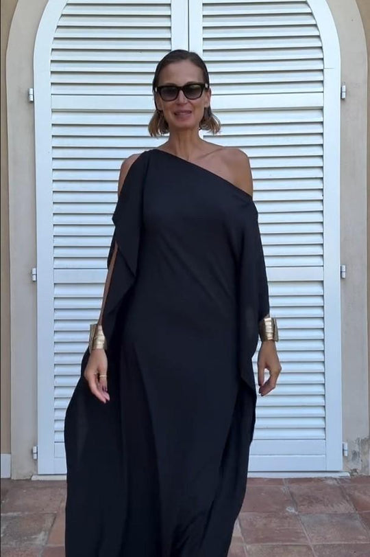 Robe Élégance Ondulée – Noire Asymétrique