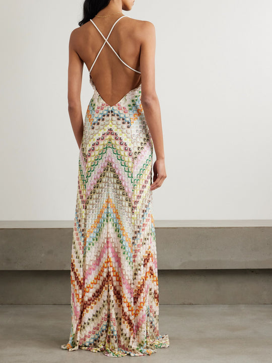 Robe Soleil en Maille – Dos Nu & Motif Chevron