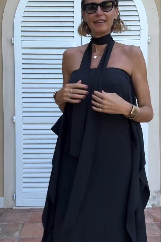 Robe Élégance Ondulée – Noire Asymétrique